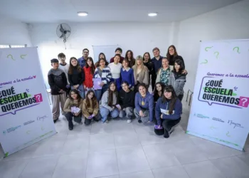 Pergamino: Mayra Mendoza participó de un encuentro con estudiantes de nivel secundario