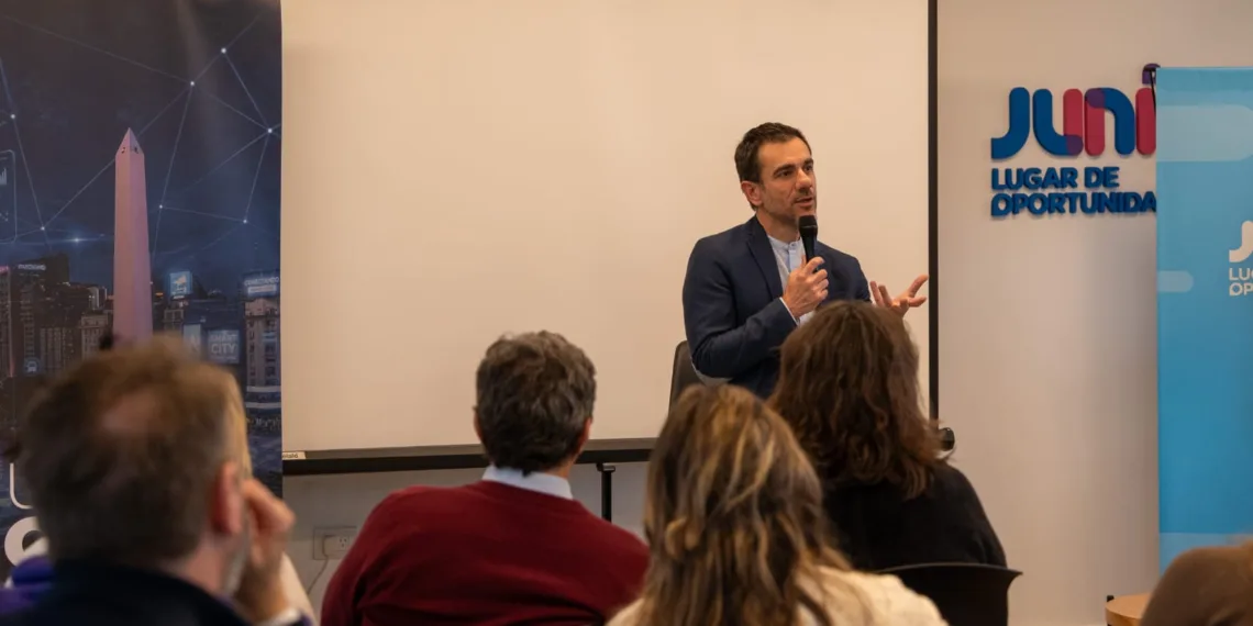 Petrecca: “Los municipios pueden mostrar el camino para transformar la provincia”