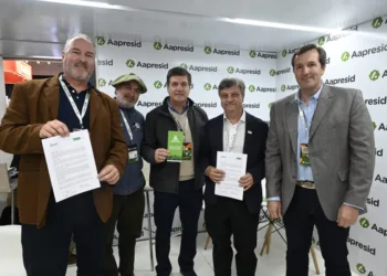 El RENATRE y Aapresid firmaron un convenio para articular trabajo decente y producción