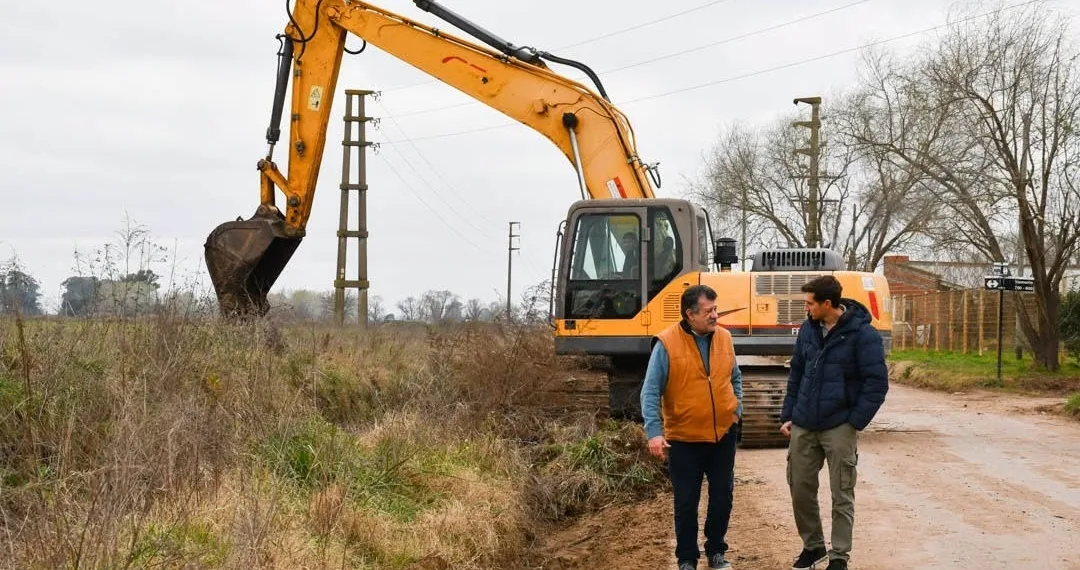 Bragado: trabajos de limpieza de canales