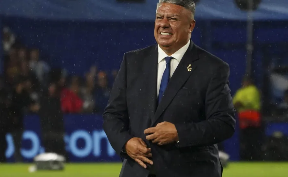 Tapia sacó pecho ante la FIFA: “Trabajamos con firmeza en defensa de nuestros futbolistas»