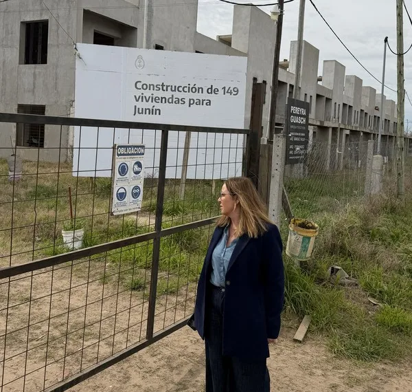«Quedó desierta la subasta de las 149 viviendas, es una nueva oportunidad para Junín», dijo la senadora Arata