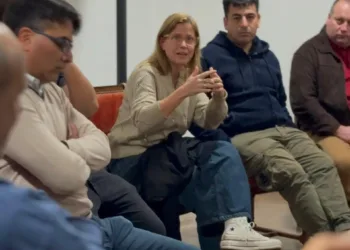 Tejiendo Redes: un espacio para el encuentro  y el diálogo sobre el consumo problemático