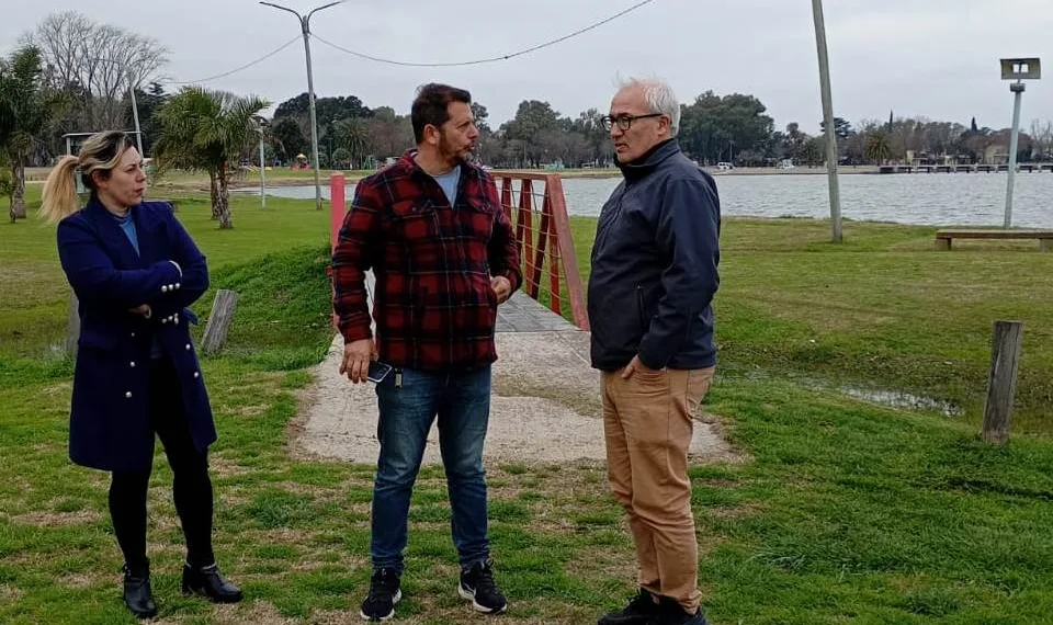 Reunión para ultimar detalles del nuevo parque en la Laguna de Gómez