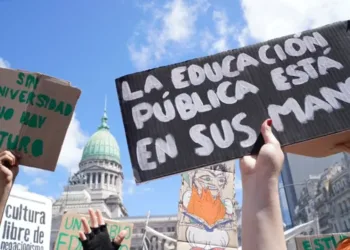Revés para el Gobierno: la Justicia aceptó una cautelar de la UBA por la Ley de Financiamiento Universitario