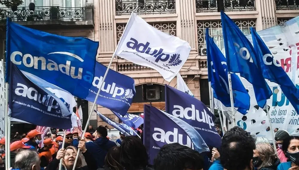 Universidades: fracasó la reunión paritaria y mañana miércoles habrá paro en todo el país