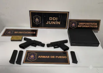 Aprehenden a un hombre por amenazas y secuestran armas de fuego